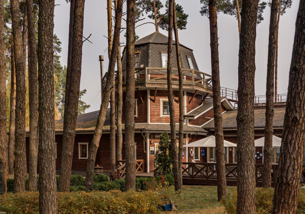Glіbіvka Family Park Hotel Глебовка Екстериор снимка